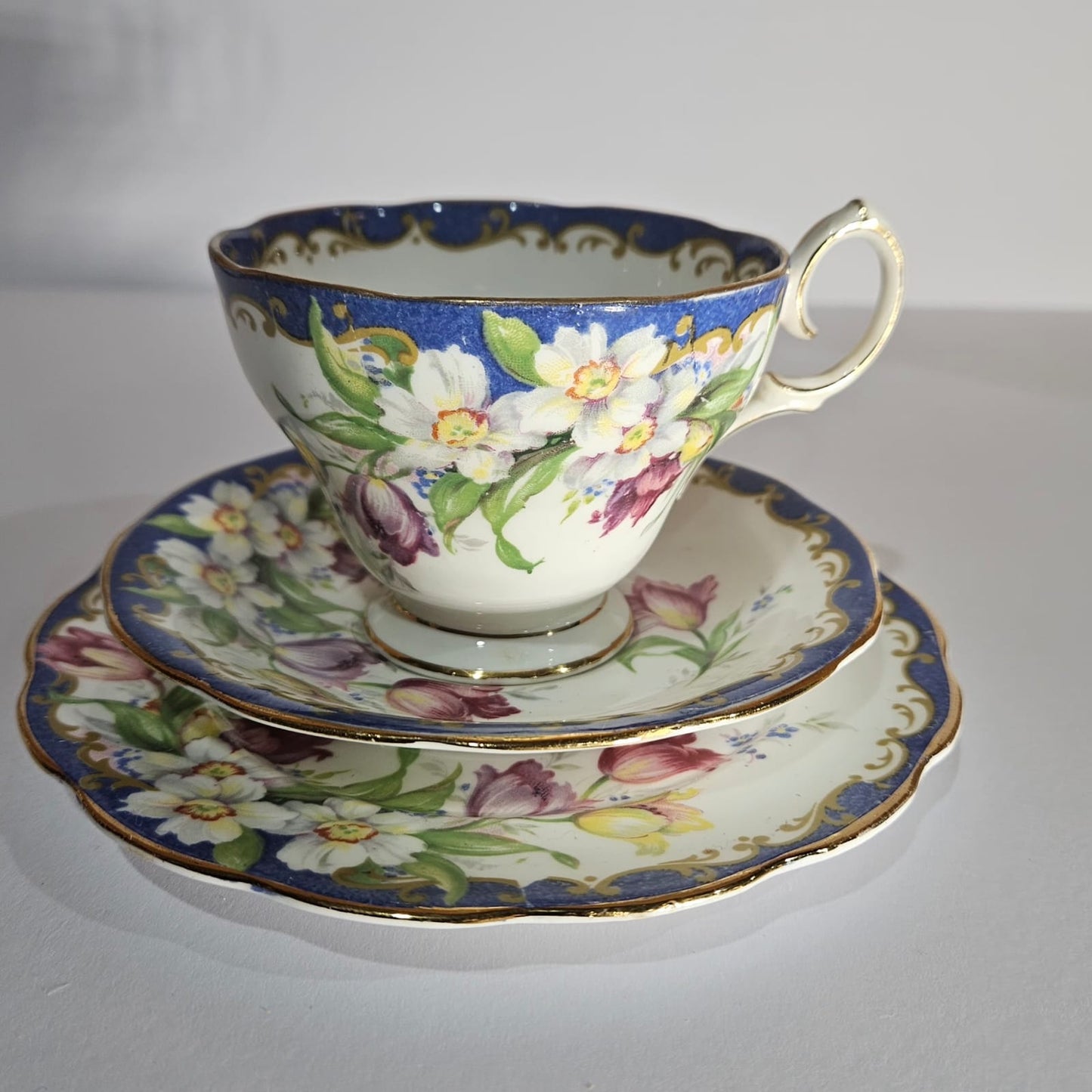 Vintage BELL China "NARCISSUS" (Blue) bone china tea-set 23 pieces