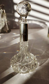 Antique Hobnail Crystal & Sterling Silver scent bottle, Hallmarked c.1875