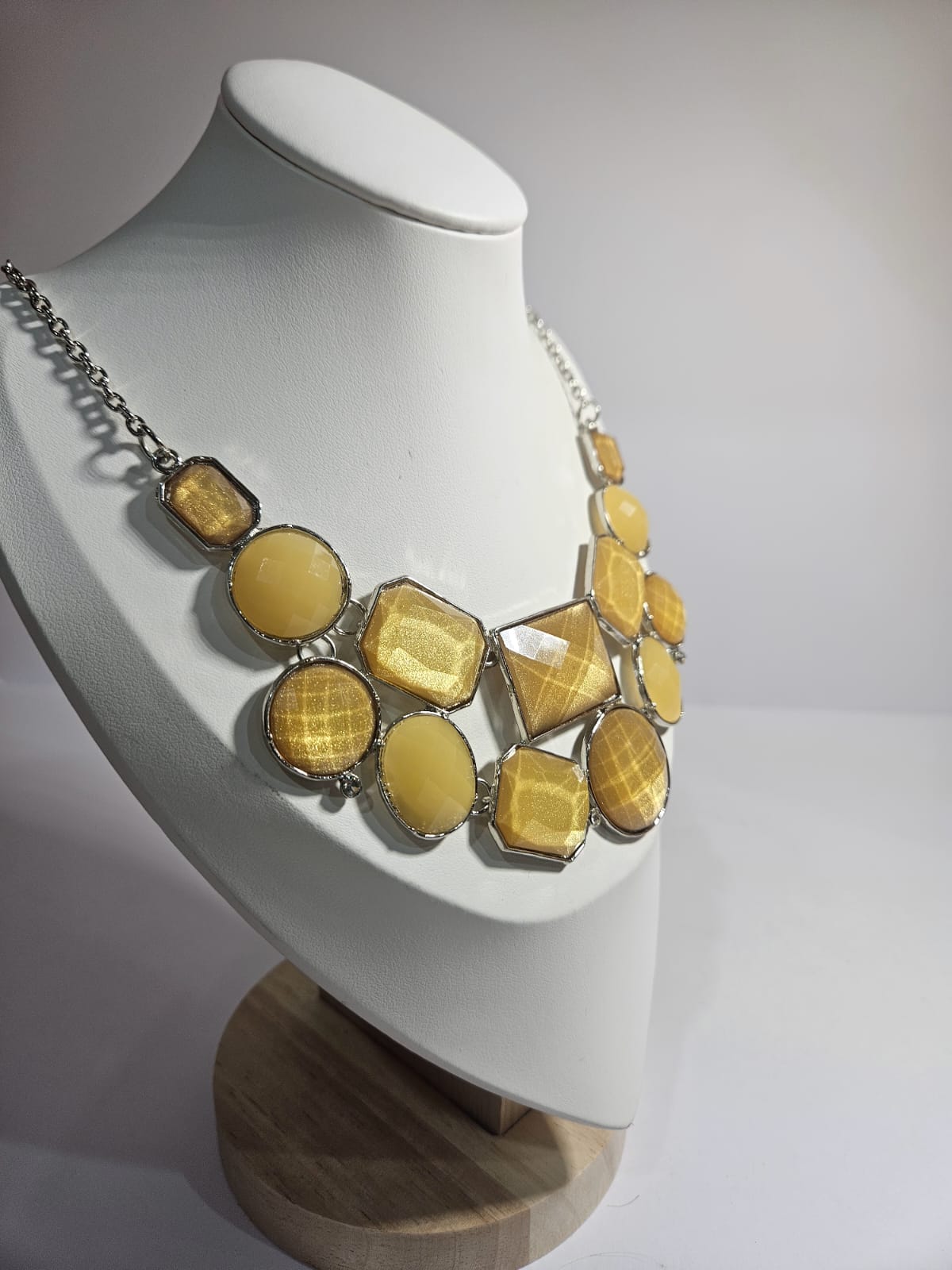 New York &Company Bib breastplate Necklace Silver Metal Facet Yellow faux stones