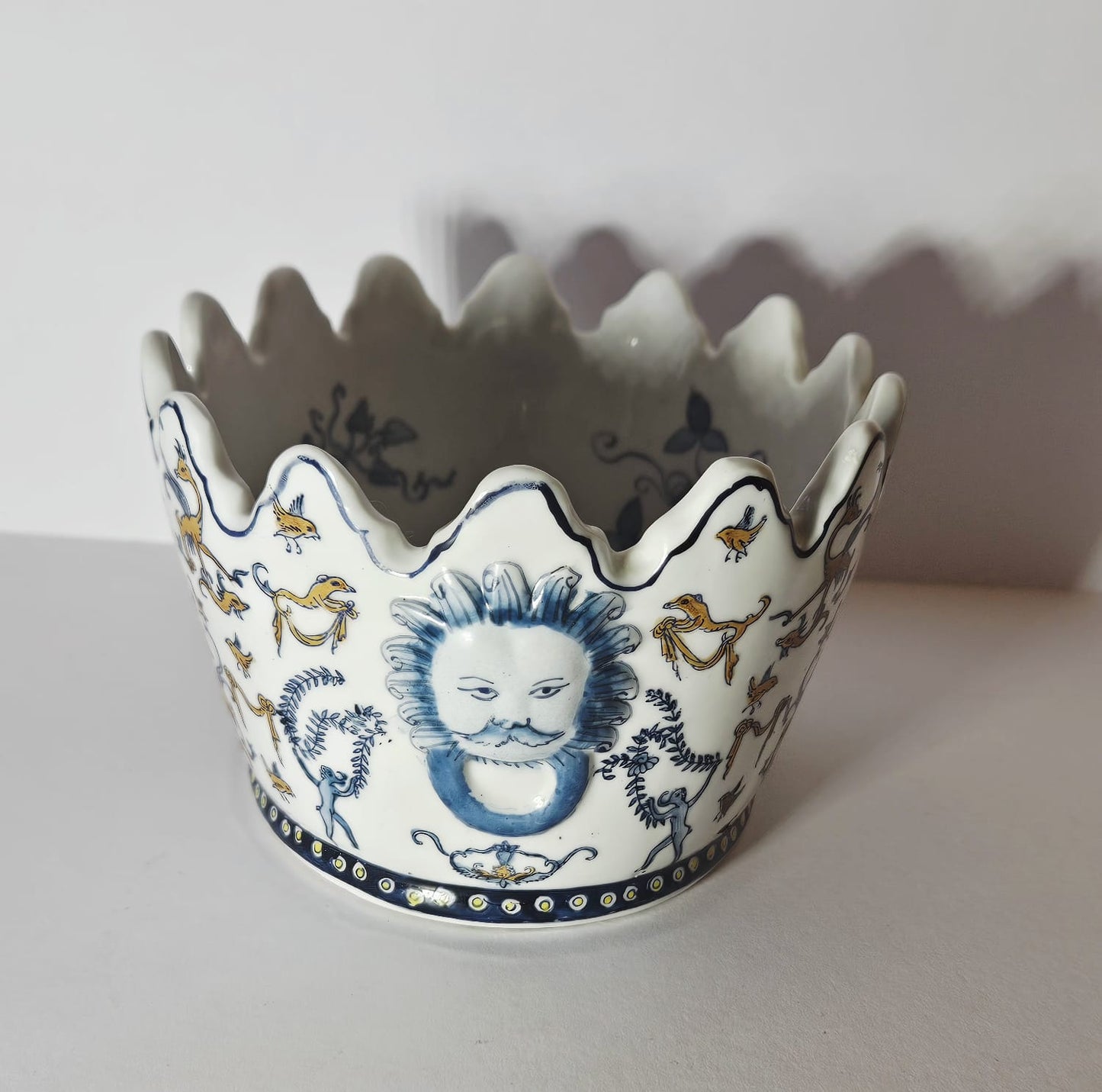 Chinese Monteith Lion Head Vintage Bowl c.1930-40