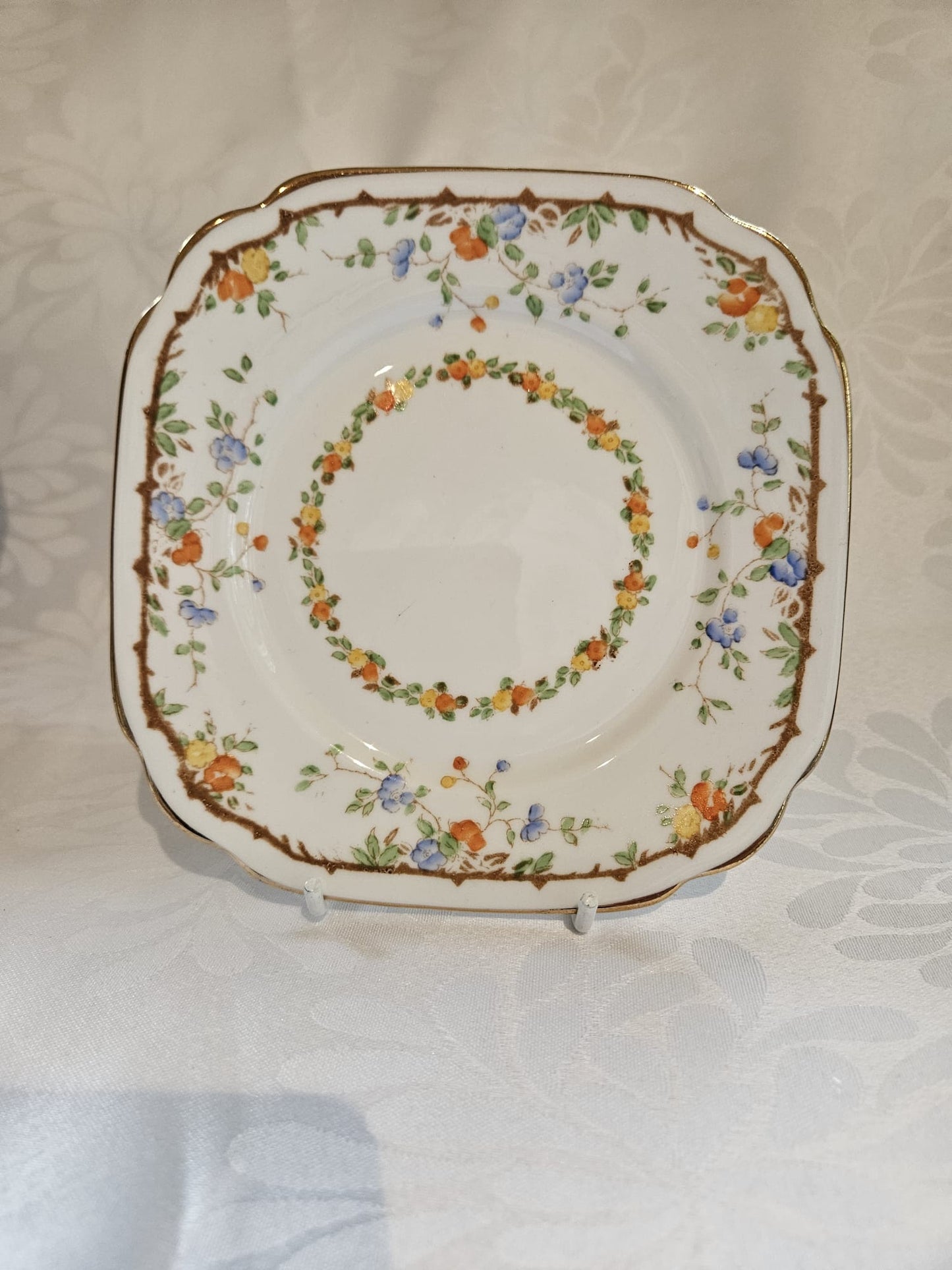 Early Royal Albert Crown China "Gaiety Brown" 14 pc Tea set (1927-1935)