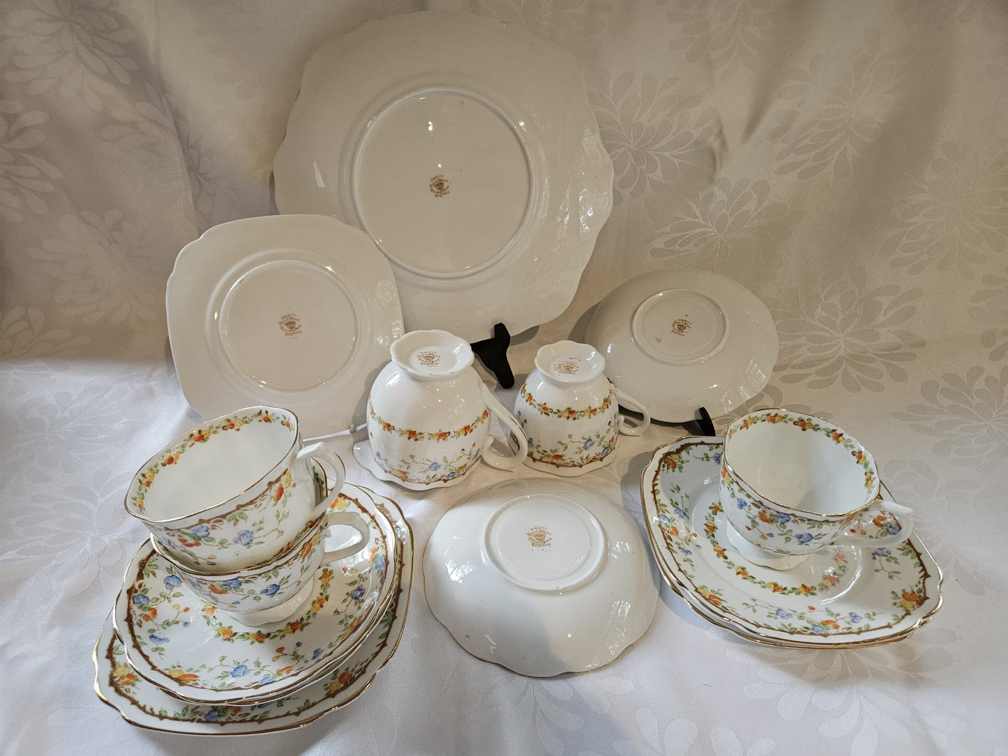 Early Royal Albert Crown China "Gaiety Brown" 14 pc Tea set (1927-1935)