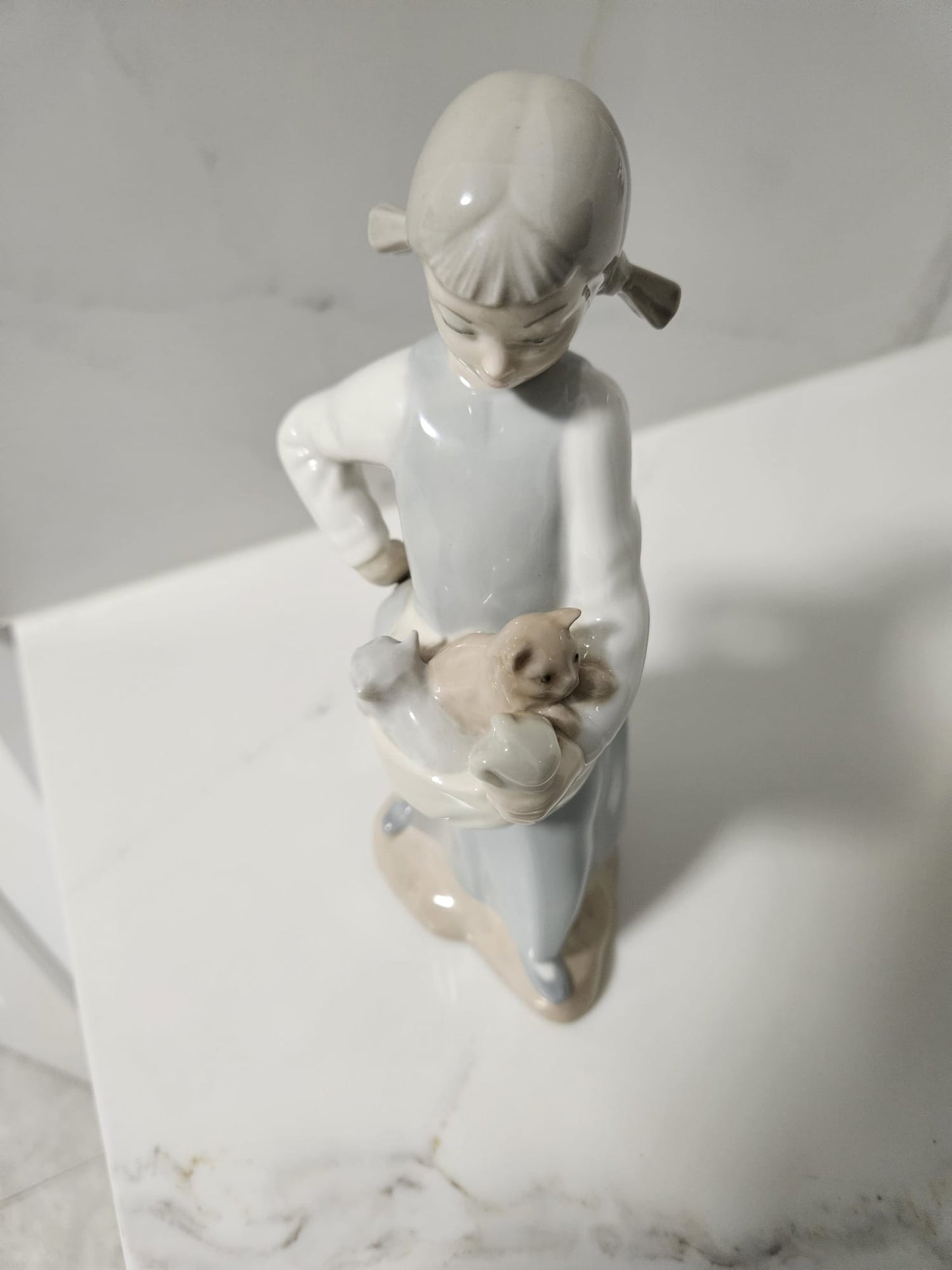 Nao for Lladro Girl with Kittens porcelain figurine