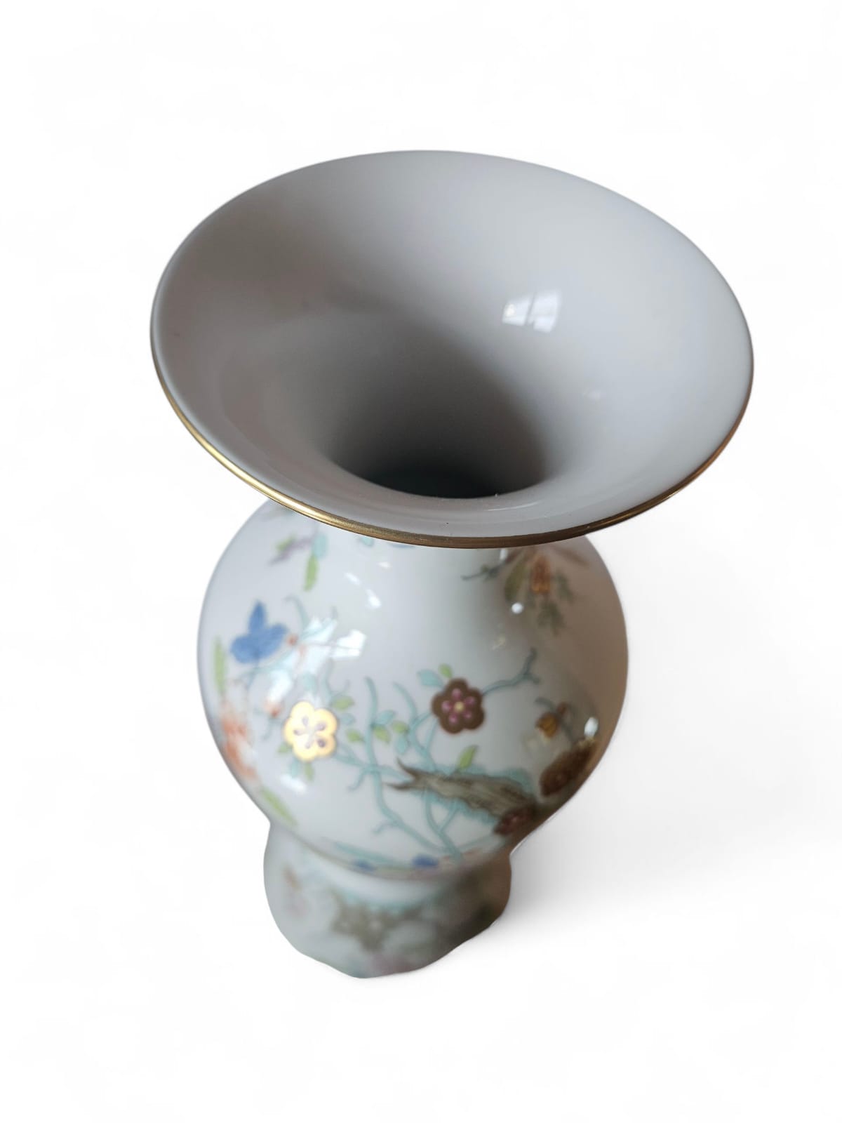 Herend Hand painted Porcelain "Shanghai"pattern vase