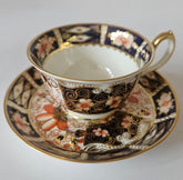 Royal Crown Derby Imari 2451 Teacup and Saucer circa 1913 ( 4 x duos available)