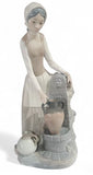 NAO by Lladró porcelain figurine Girl at the Fountain #000136 – Vicente Martínez 1992