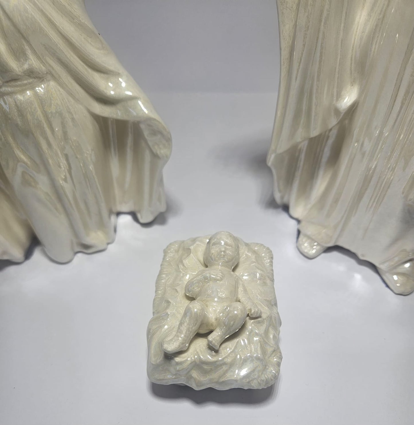 Vintage Iridescent Ceramic Nativity Scene Jesus,Joseph and Marie c1930
