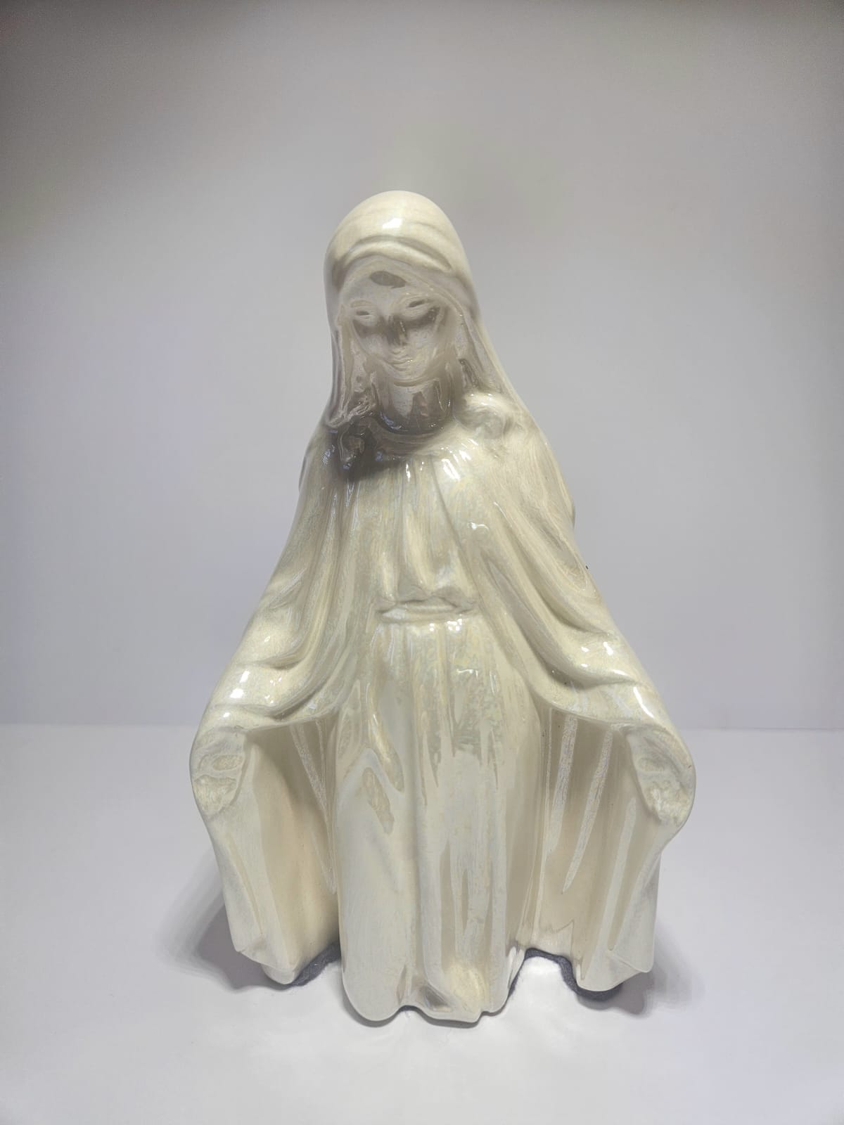 Vintage Iridescent Ceramic Nativity Scene Jesus,Joseph and Marie c1930