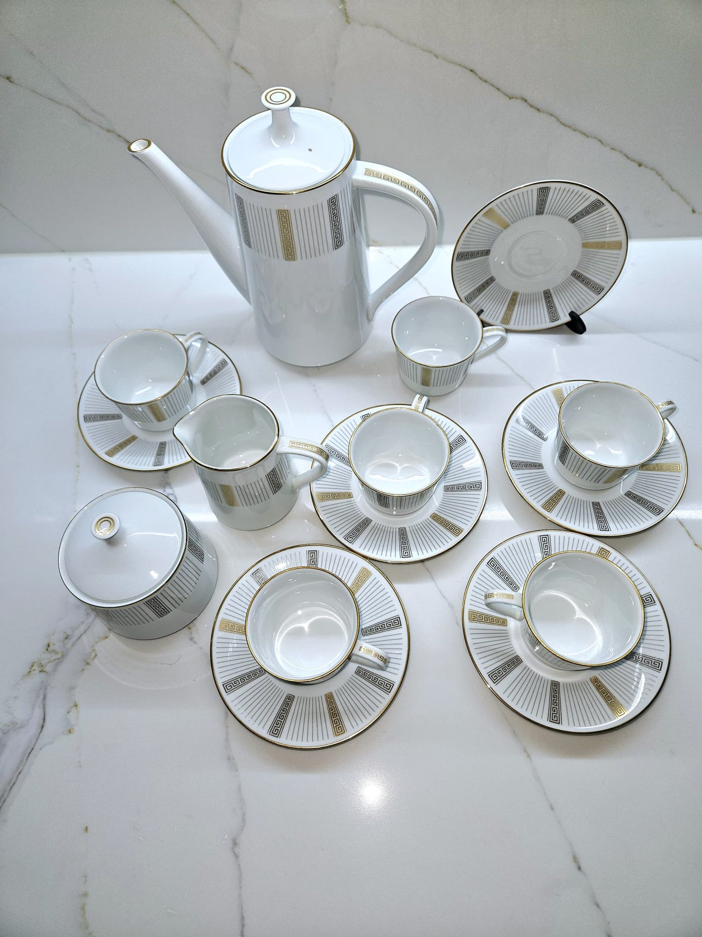 Noritake "Humoresque" 15 pieces Porcelain tea set 6685