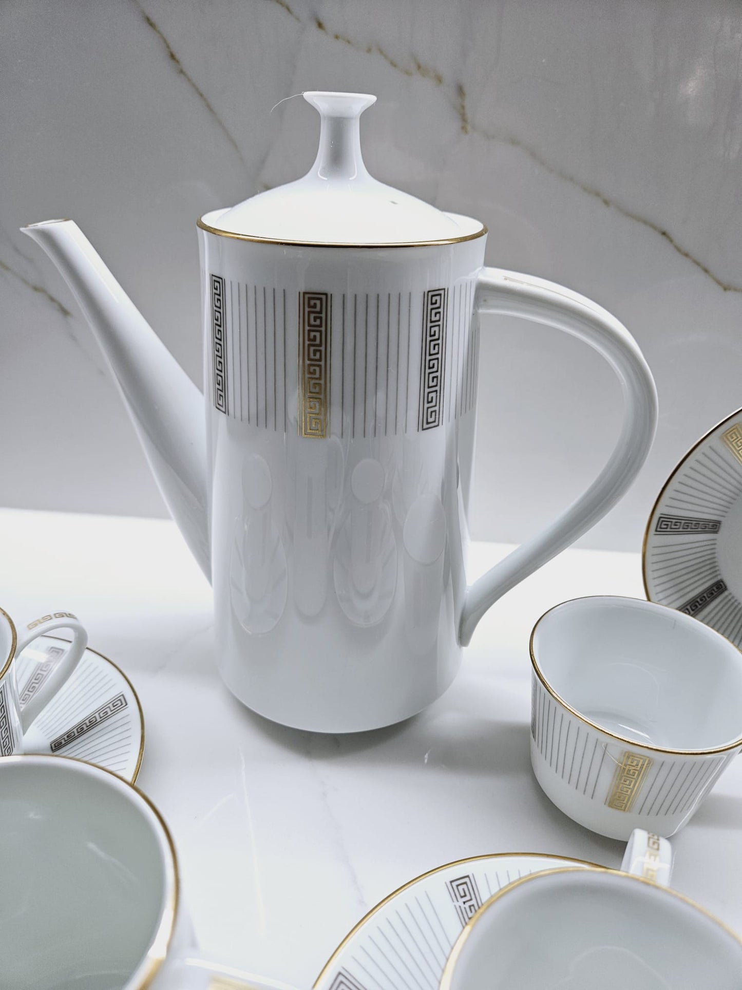 Noritake "Humoresque" 15 pieces Porcelain tea set 6685