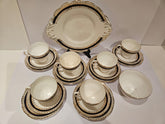 Service à thé vintage en porcelaine fine de Salisbury Sarum pour 6 personnes, vers 1940.