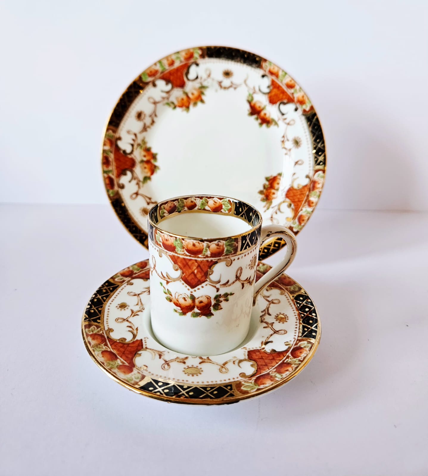 Antique Sutherland (1920s) Fine Bone China IMARI 14 pieces coffee set
