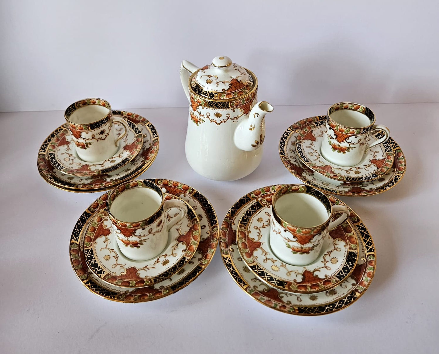 Antique Sutherland (1920s) Fine Bone China IMARI 14 pieces coffee set
