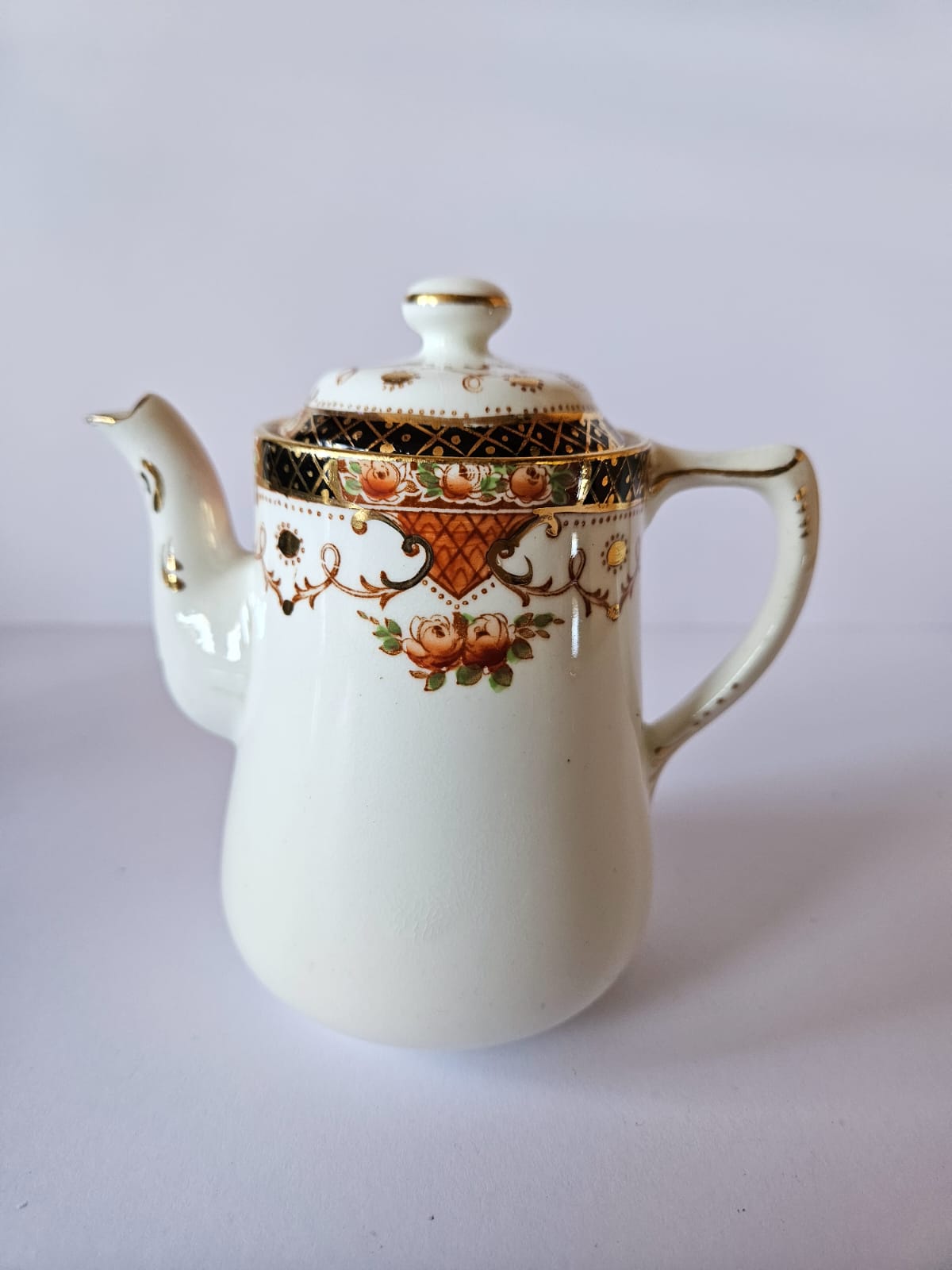 Antique Sutherland (1920s) Fine Bone China IMARI 14 pieces coffee set