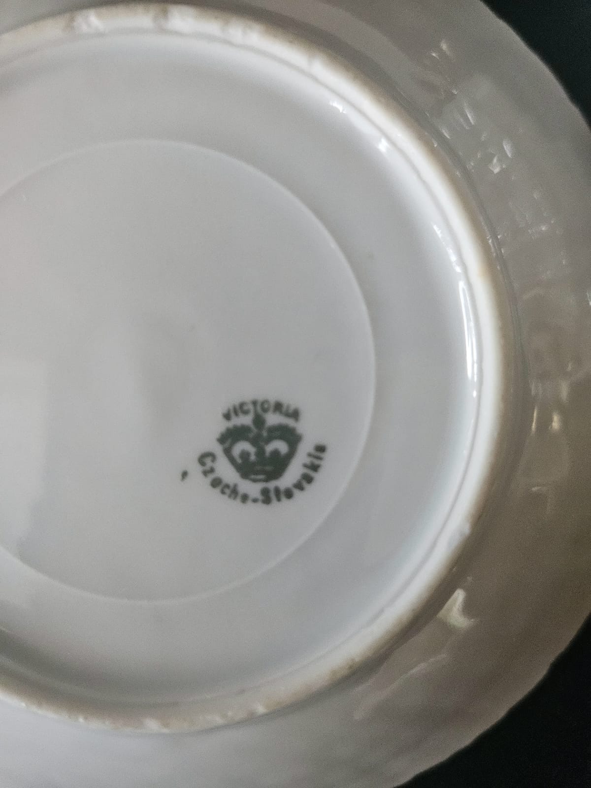 Antique Victoria Czech Iridescent Shell Lusterware 17 pcs Tea set