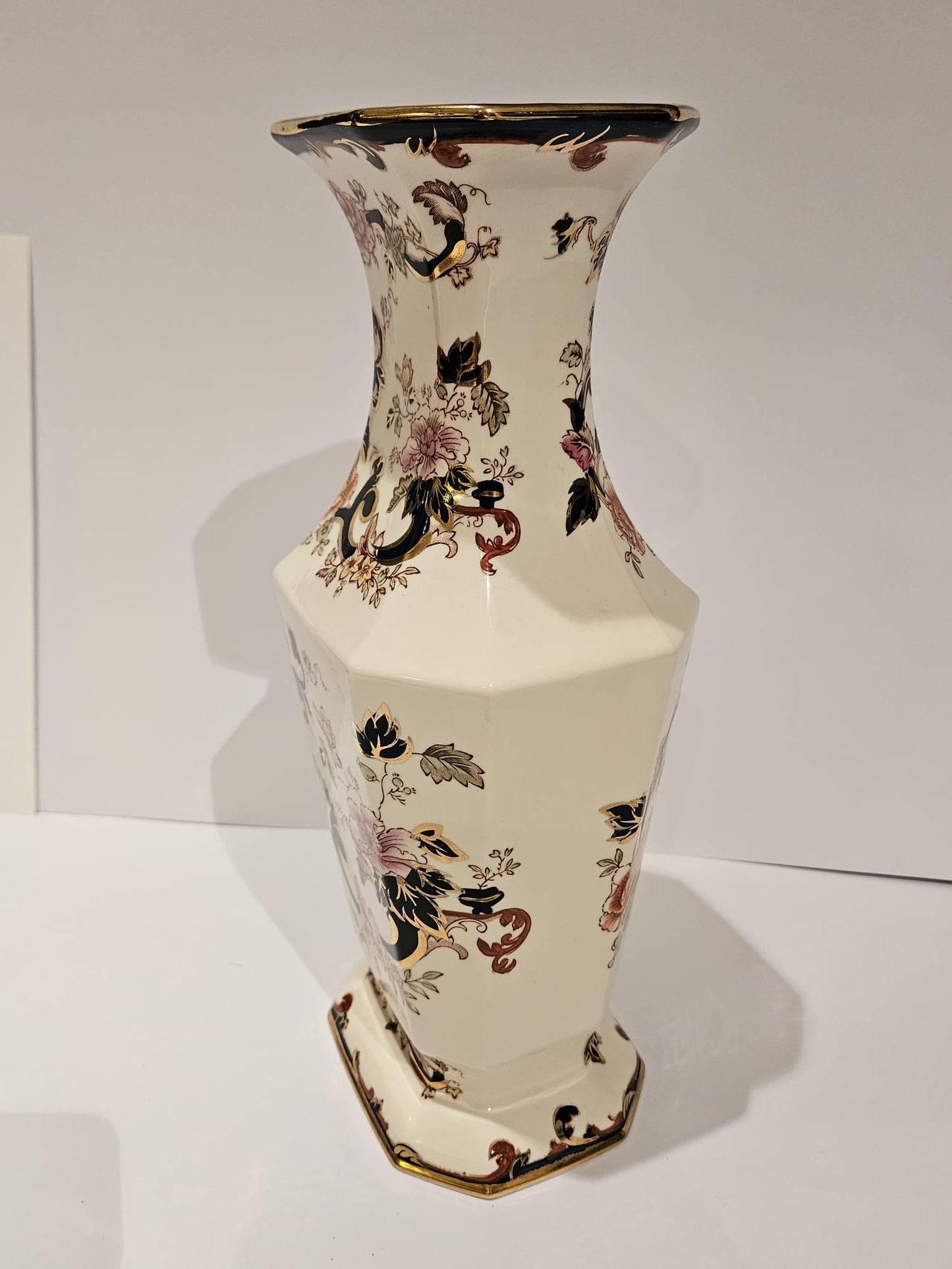 Large Mason's Ironstone Blue "Mandalay" vase c.1940