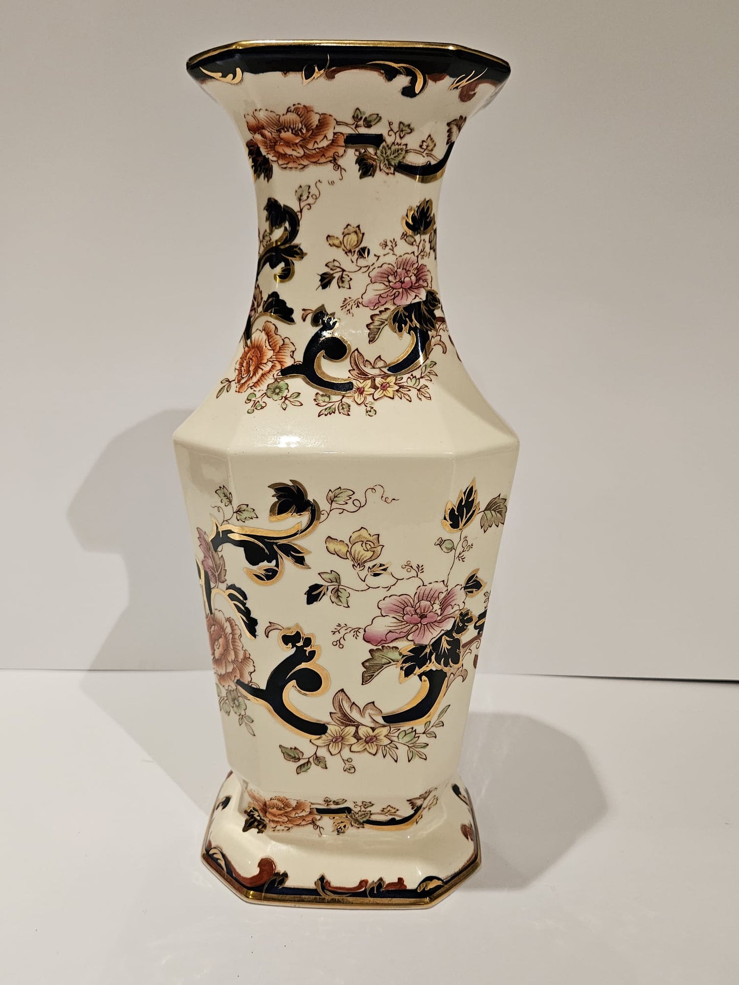 Large Mason's Ironstone Blue "Mandalay" vase c.1940