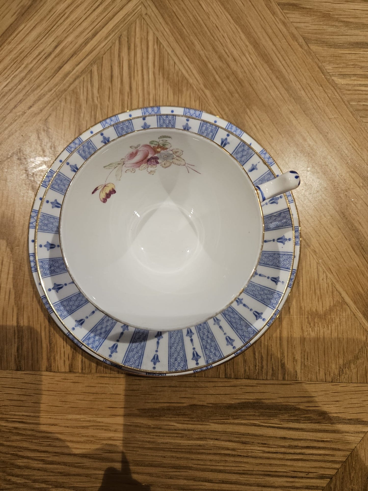Vintage Crown Staffordshire China Blue pattern & Roses trio F15539