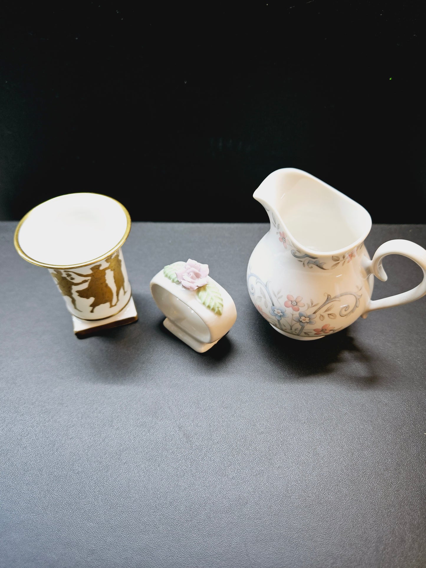 Les "petits d'Aline" range. Lot of 3 mini vintage objects.