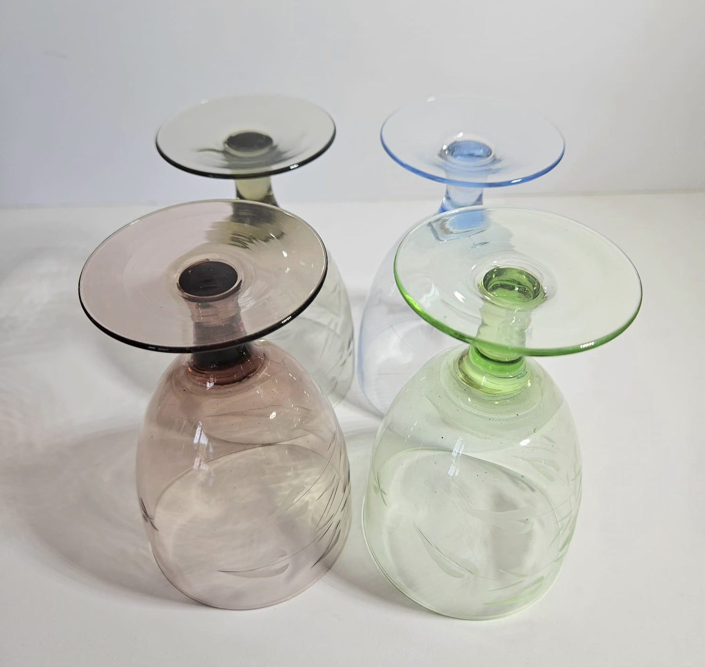 4 x Harlequin Short Stemmed Wine / Water Glasses with Etched Floral Pattern