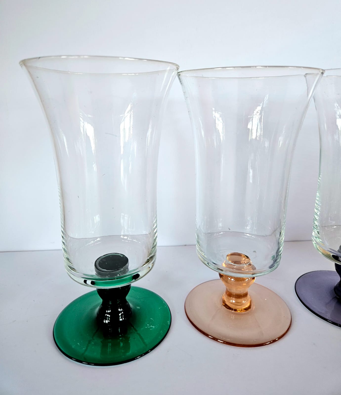 5 x 1940s Harlequin short stem wine/parfait glasses