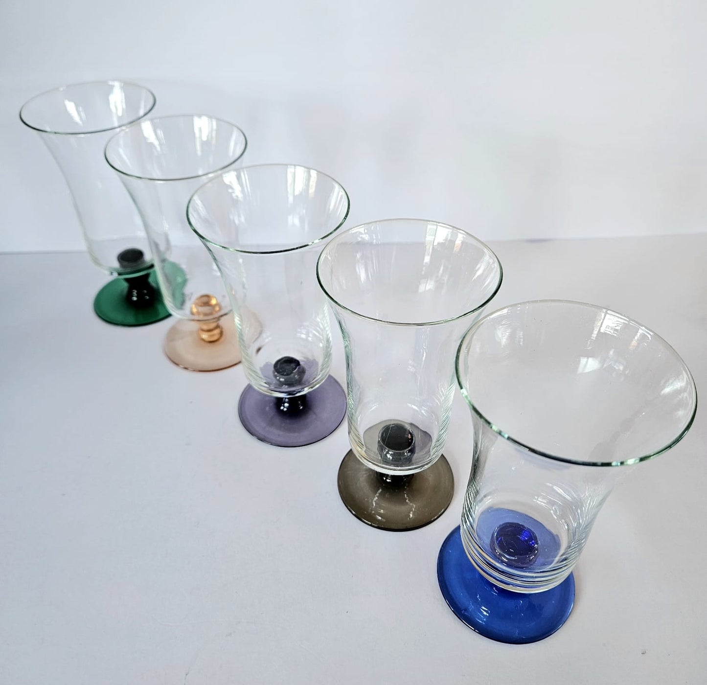 5 x 1940s Harlequin short stem wine/parfait glasses