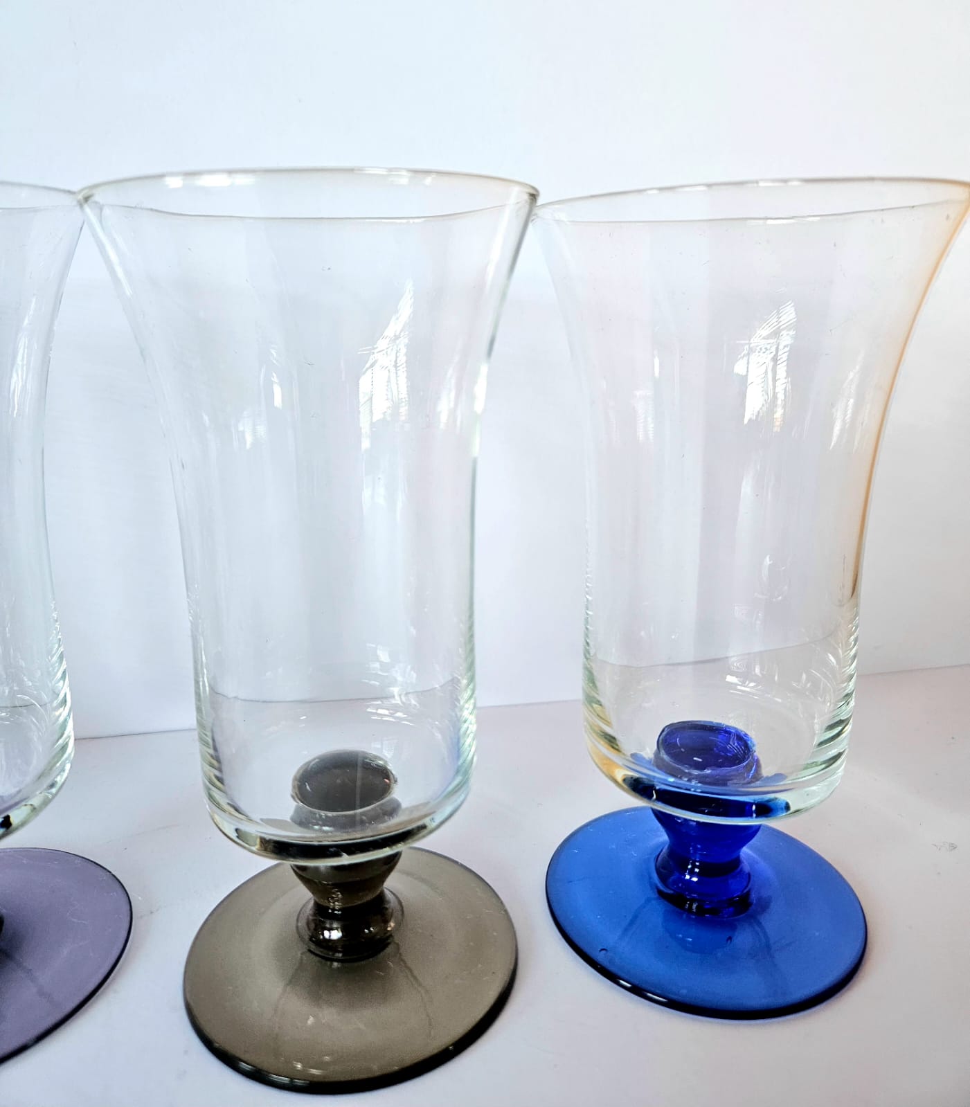 5 x 1940s Harlequin short stem wine/parfait glasses