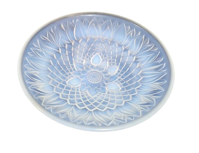 Art Deco in the style of Andre Hunebelle Opalescent Bowl- 1930s French Glass