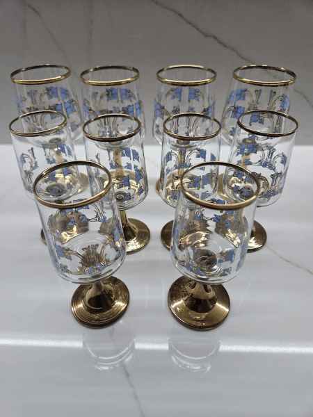 Art Nouveau set of 10 etched and gold gilded glasses