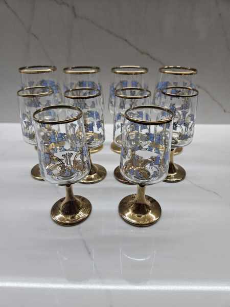 Art Nouveau set of 10 etched and gold gilded glasses