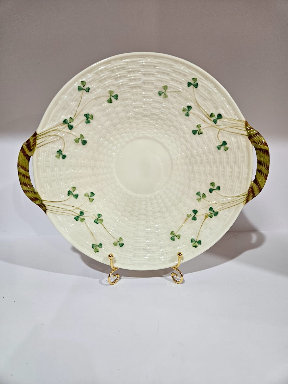 8 Pcs Belleek SHAMROCK Basketweave Solitaire Breakfast Set