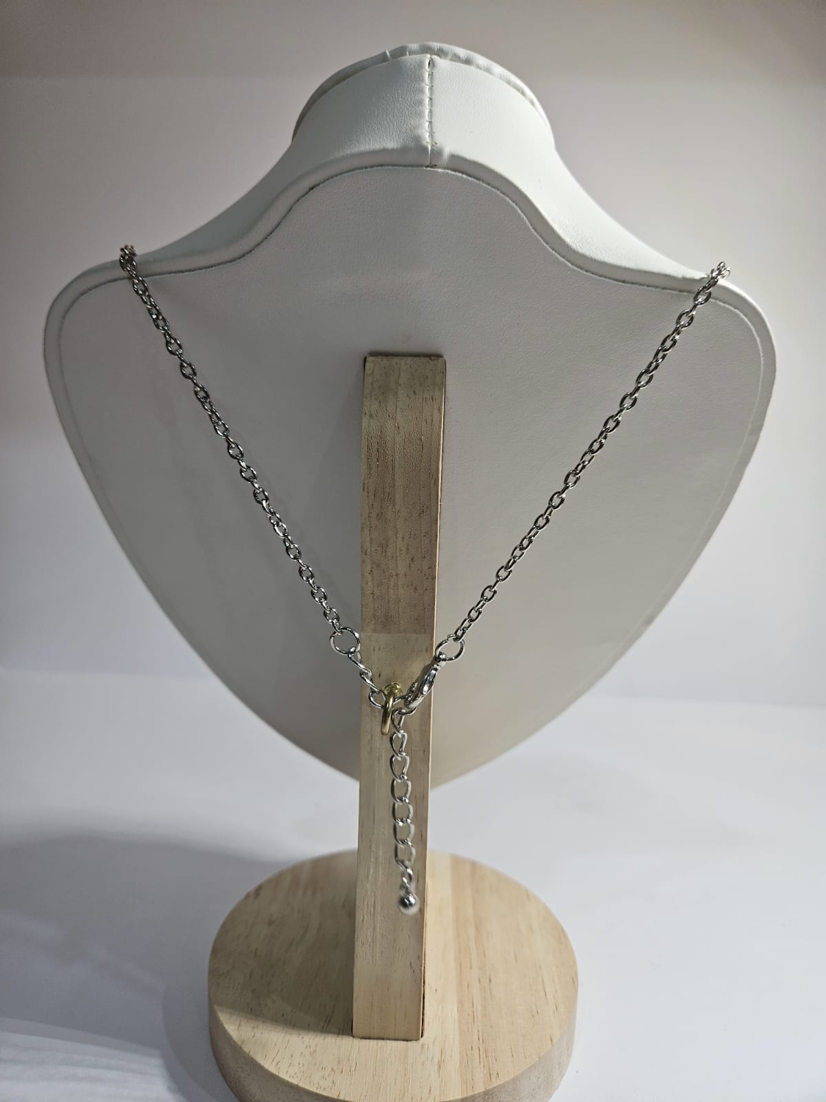 New York &Company Bib breastplate Necklace Silver Metal Facet Yellow faux stones