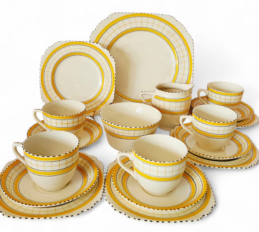 1950s Vintage Cottage Yellow British Anchor Pottery 18 pcs teaset