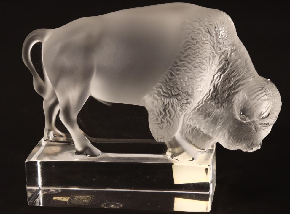 Lalique France Frosted Crystal Bison, paperweight figure #1196