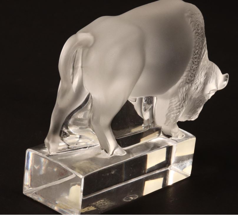 Lalique France Frosted Crystal Bison, paperweight figure #1196