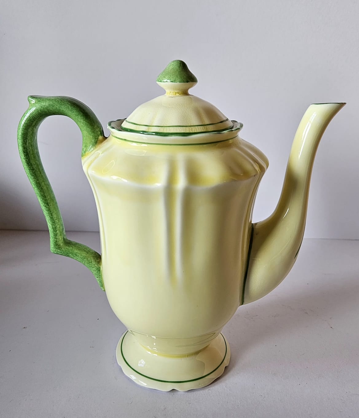Crown Staffordshire 26 pieces Yellow & Green Coffee Set (c. 1906- 1930)