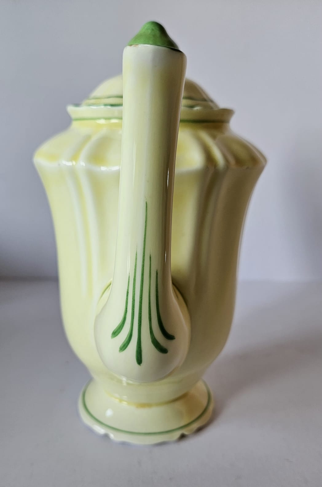 Crown Staffordshire 26 pieces Yellow & Green Coffee Set (c. 1906- 1930)