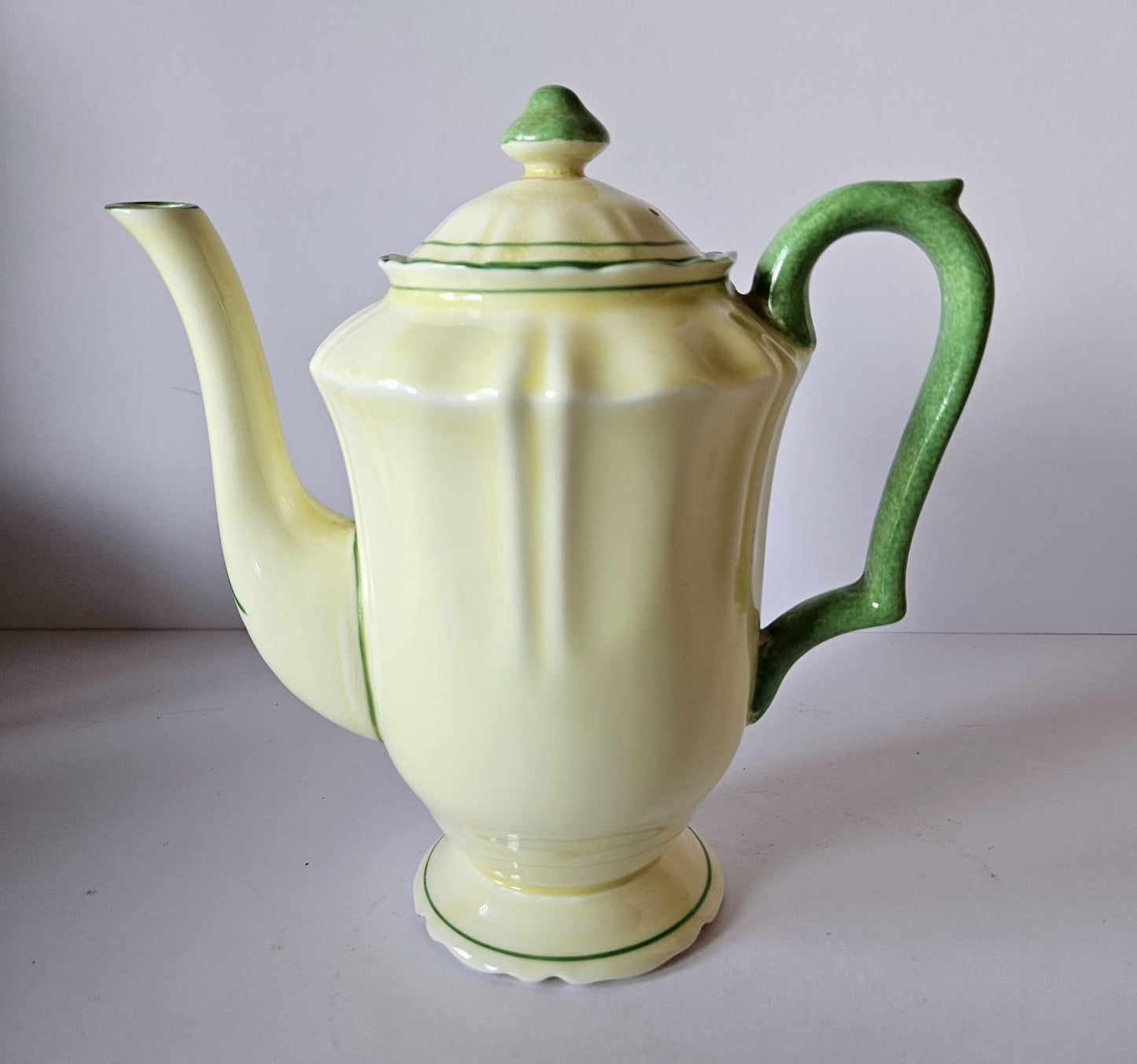 Crown Staffordshire 26 pieces Yellow & Green Coffee Set (c. 1906- 1930)
