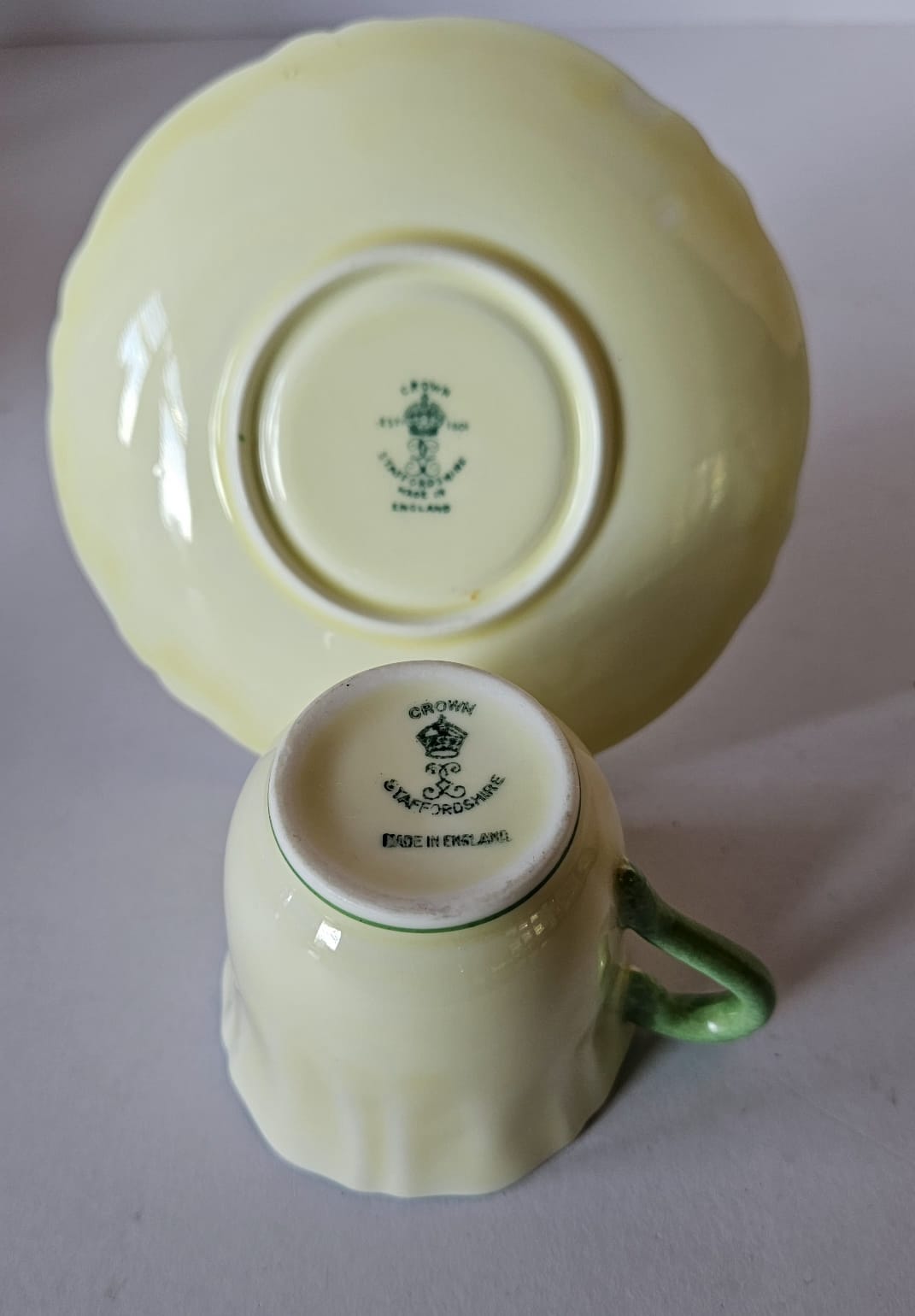 Crown Staffordshire 26 pieces Yellow & Green Coffee Set (c. 1906- 1930)
