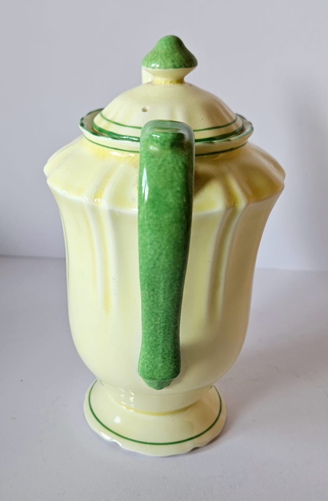 Crown Staffordshire 26 pieces Yellow & Green Coffee Set (c. 1906- 1930)