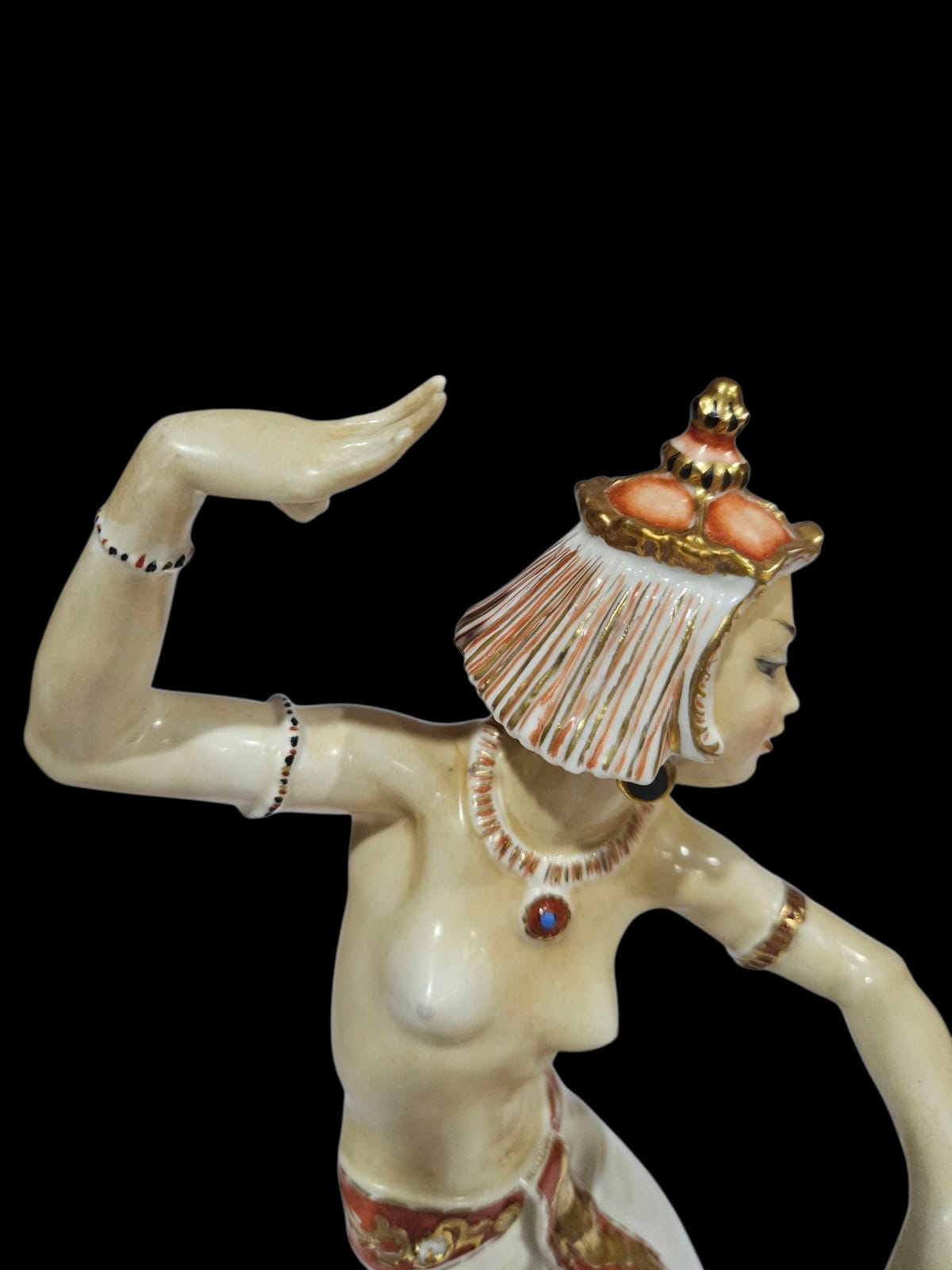 Figurine en porcelaine Carl Werner pour Hutschenreuther, danseuse balinaise « Bajadere »