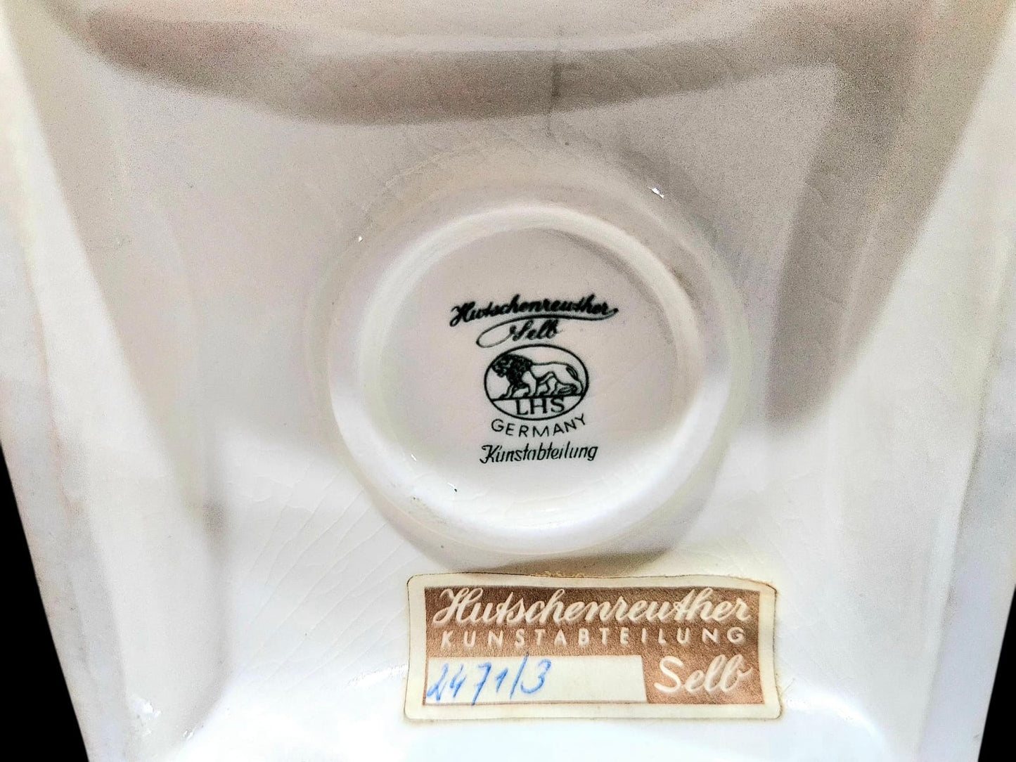 Figurine en porcelaine Carl Werner pour Hutschenreuther, danseuse balinaise « Bajadere »