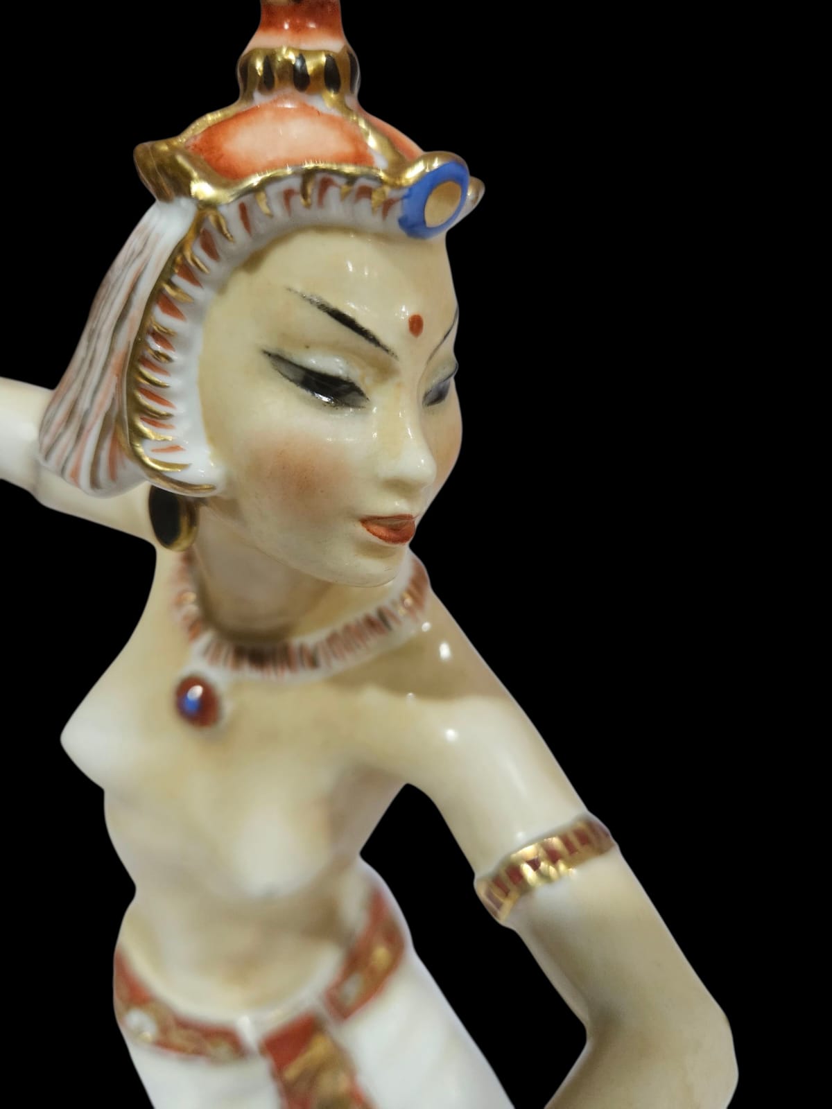 Figurine en porcelaine Carl Werner pour Hutschenreuther, danseuse balinaise « Bajadere »
