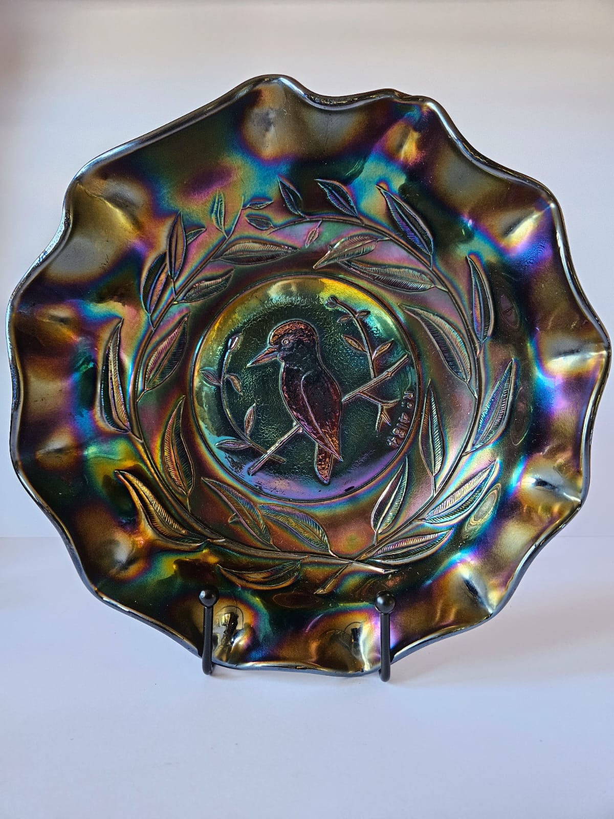 Australian Crown Crystal Carnival Amethyst Kingfisher Bowl RD 4184