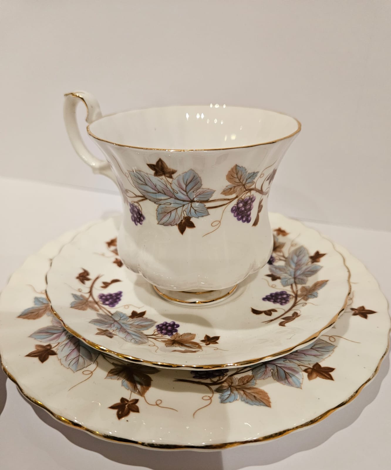 2 x Royal Albert vintage 1960s Lorraine tea cup Trio, Maple leaves