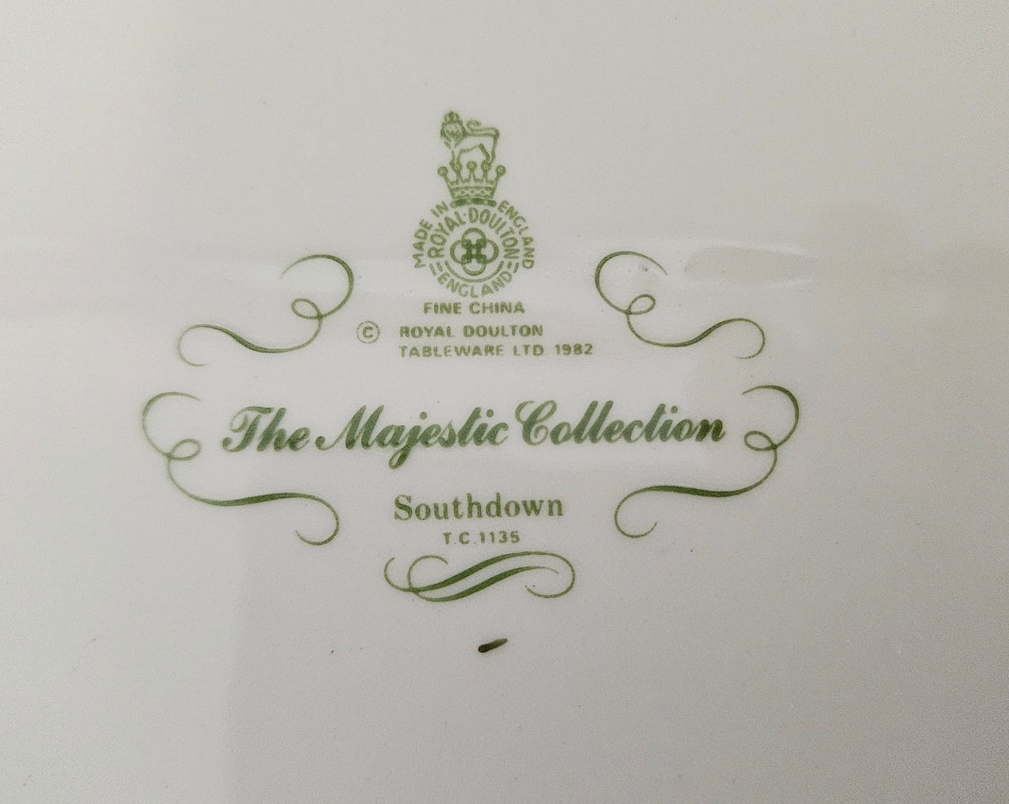 Royal Doulton Majestic Collection "Southdown" part dinner set 13 pieces