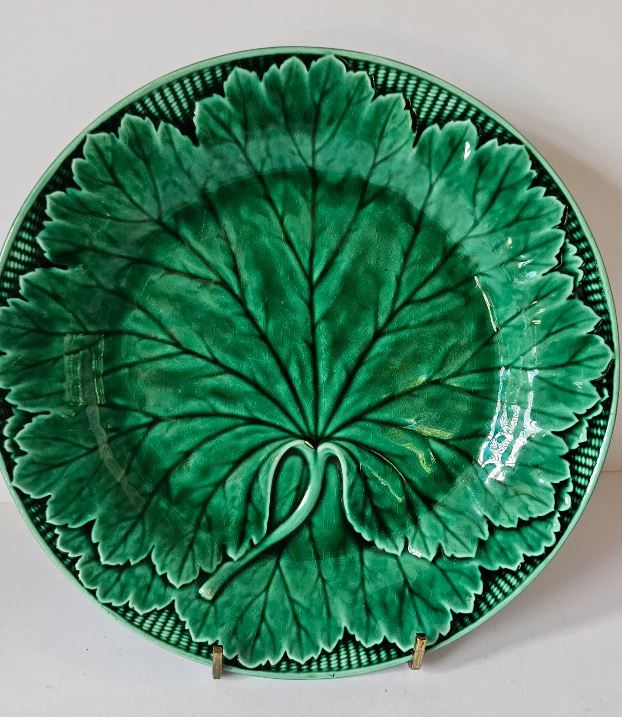 Antique Wedgwood Green Majolica Grape Leaf Plate With Basket Weave border