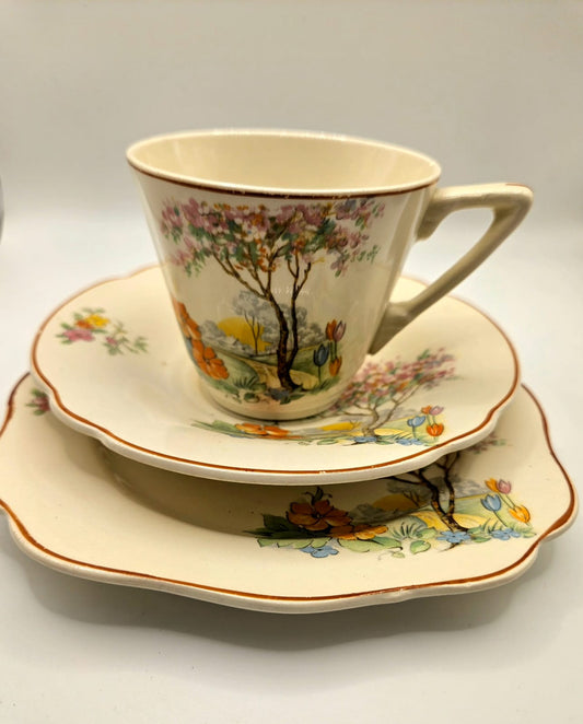 Rare Antique Alfred Meakin Marigold Astoria Trio
