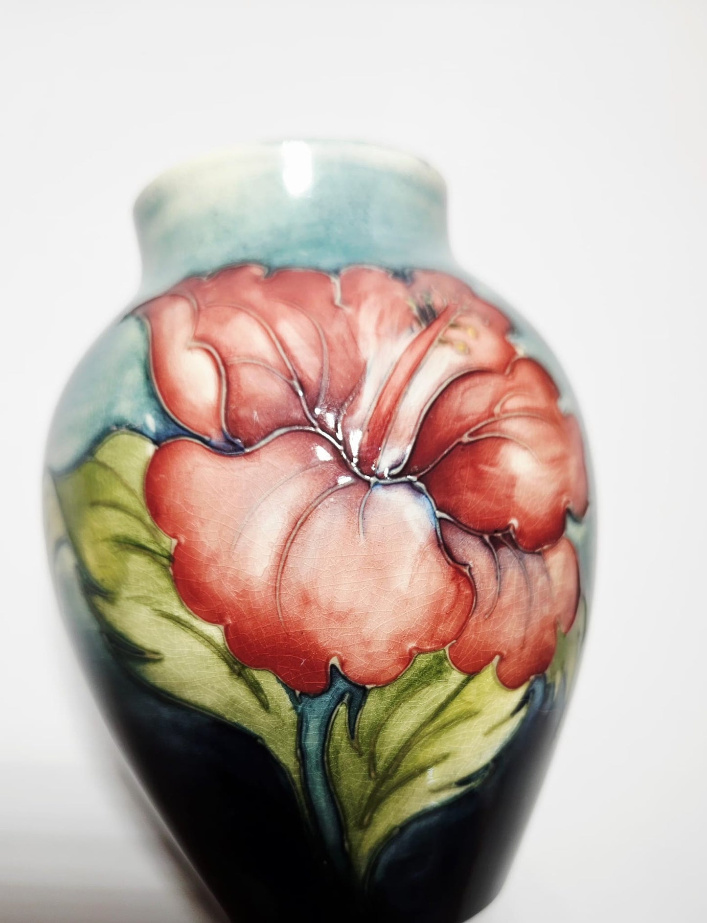 Vintage Moorcroft flambe glaze Pottery Hibiscus Pattern Vase