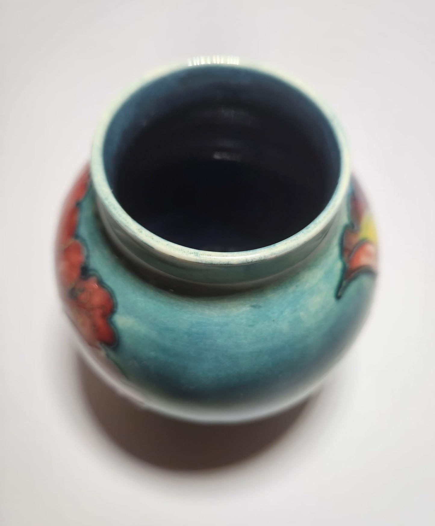 Vintage Moorcroft flambe glaze Pottery Hibiscus Pattern Vase